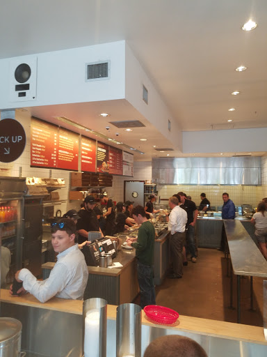 Mexican Restaurant «Chipotle Mexican Grill», reviews and photos, 93 Turnpike St, North Andover, MA 01845, USA