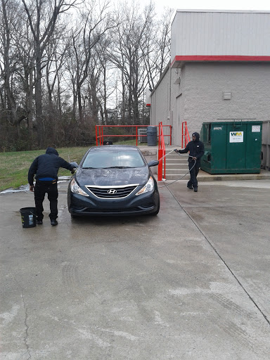 Auto Parts Store «Advance Auto Parts», reviews and photos, 1522 N Main St, Suffolk, VA 23434, USA