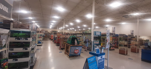 Pet Supply Store «PetSmart», reviews and photos, 24965 Pico Canyon Rd, Stevenson Ranch, CA 91381, USA