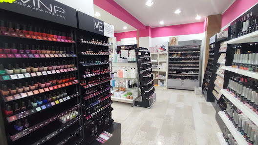 Le Dive - Profumeria Make - up Cosmesi Articoli per Parrucchieri ed estetiste - Melito Porto Salvo Via Enrico Berlinguer, 17/b, 89060 Melito di Porto Salvo RC, Italia