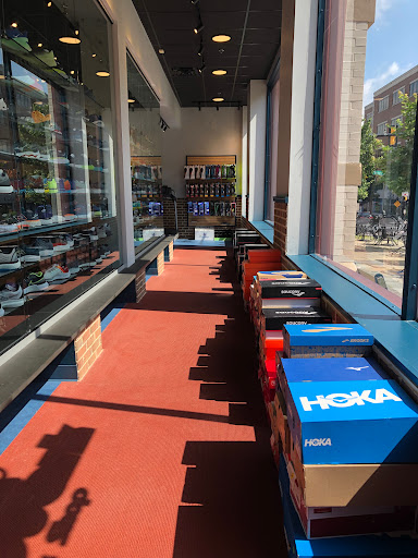 Sportswear Store «Aardvark Sports Shop», reviews and photos, 559 Main St #122, Bethlehem, PA 18018, USA