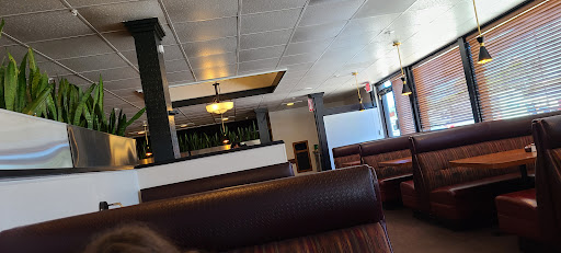 Restaurant «Oak Tree Restaurant», reviews and photos, 1020 Atlantic Ave, Woodland, WA 98674, USA