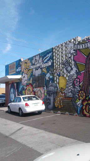 Soccer Store «Deportes America Soccer Shop», reviews and photos, 2822 N 16th St, Phoenix, AZ 85006, USA