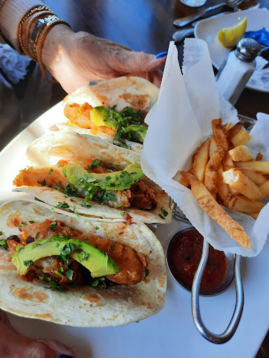 Family Restaurant «Colonial Cafe - St Charles East», reviews and photos, 1625 E Main St, St Charles, IL 60174, USA