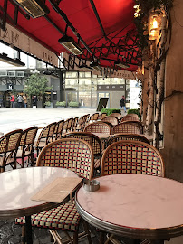 Atmosphère du Restaurant Brasserie Maison Rouge à Paris - n°20