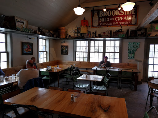 General Store «JJ Hapgood General Store & Eatery», reviews and photos, 305 Main St, Peru, VT 05152, USA