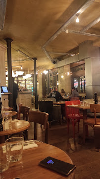 Atmosphère du Restaurant Félix Café à Paris - n°20