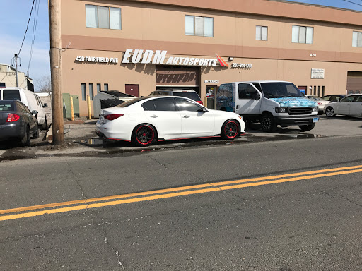 Showtime Auto Spa and  LLC. en Stamford