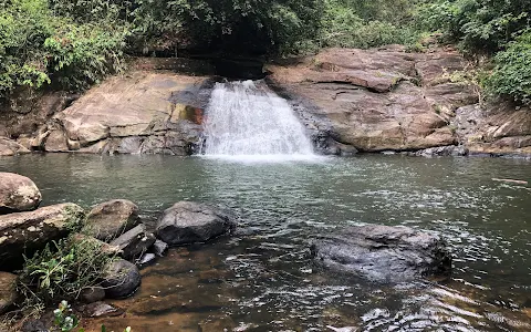 Marakkala Ella Falls (Kaluwala Ella) image