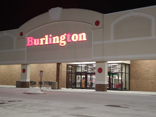 Clothing Store «Burlington Coat Factory», reviews and photos, 510 Howe Ave, Cuyahoga Falls, OH 44221, USA