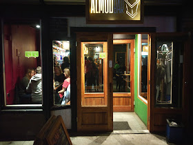 Almud bar