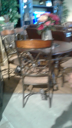 Furniture Store «Royal Furniture - Birmingham Trussville», reviews and photos, 1620 Gadsden Hwy, Trussville, AL 35173, USA