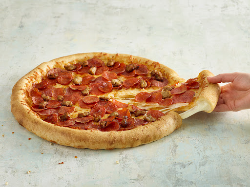 Pizza Restaurant «Round Table Pizza», reviews and photos, 1359 Washington Ave, San Leandro, CA 94577, USA