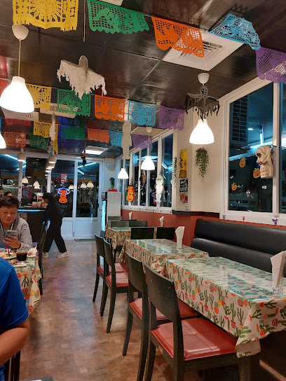 Don Burrito Mexican Restaurant 登布利多墨西� - No. 36號, Lane 140, Xinguang Rd, Lingya District, Kaohsiung City, Taiwan 802