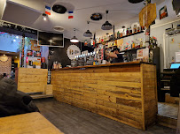 Atmosphère du Restaurant américain Bar & Beer Ménilmontant à Paris - n°3