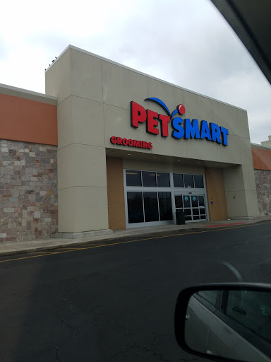 Pet Supply Store «PetSmart», reviews and photos, 104 Dettro Dr, Mattoon, IL 61938, USA
