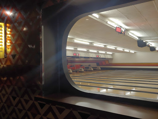 Bowling Alley «Bowlero Lanes & Lounge», reviews and photos, 4209 Coolidge Hwy, Royal Oak, MI 48073, USA
