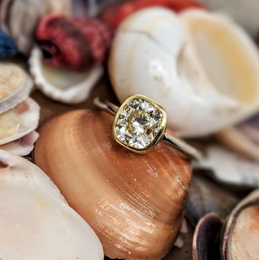 Jewelry Store «Pearce Jewelers», reviews and photos, 41 Glen Rd, West Lebanon, NH 03784, USA