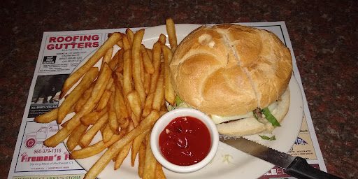 Pizza Restaurant «Hometown Pizza», reviews and photos, 250 West St, Litchfield, CT 06759, USA