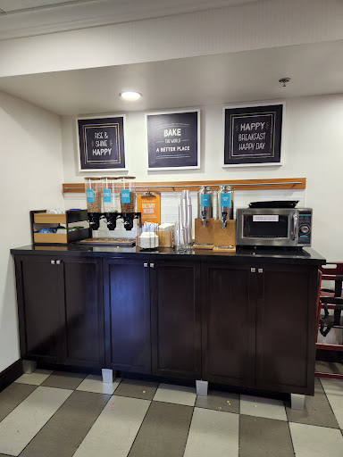 Hotel «Hampton Inn & Suites Las Vegas South», reviews and photos, 3245 St Rose Pkwy, Henderson, NV 89052, USA