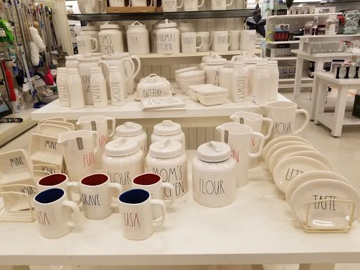 Department Store «Marshalls», reviews and photos, 45 W Main St, Woodland, CA 95695, USA