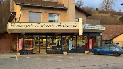 Mamie à Saint-Clair-de-la-Tour