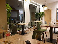 Atmosphère du Restaurant thaï Baan Nat à Arcueil - n°6