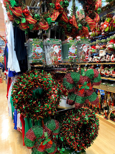 Variety Store «DII Deals & Discounts», reviews and photos, 445 5th Ave, Brooklyn, NY 11215, USA