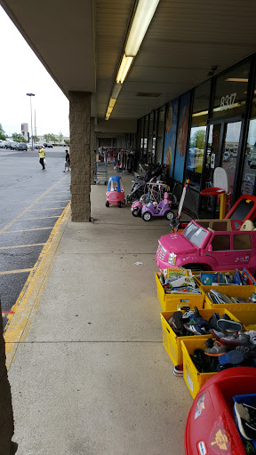 Dollar Store «Dollar Tree», reviews and photos, 8287 N Springboro Pike, Miamisburg, OH 45342, USA