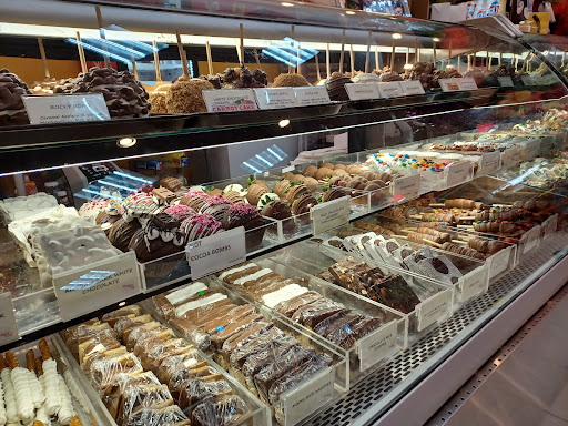 Shopping Mall «Stonewood Center», reviews and photos, 251 Stonewood St, Downey, CA 90241, USA