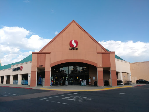 Grocery Store «Safeway», reviews and photos, 5021 Laguna Blvd, Elk Grove, CA 95758, USA