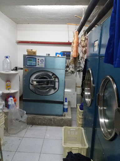 Logo da empresa - Mister Clean lavanderia