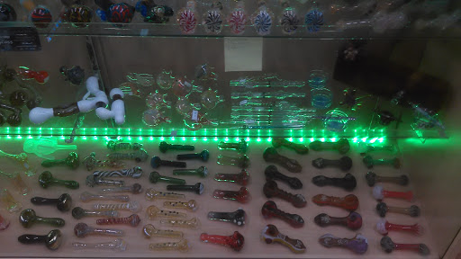 Tobacco Shop «Cole Street Smoke Shop», reviews and photos, 610 Cole St, San Francisco, CA 94117, USA