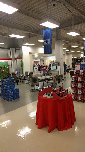 Department Store «Sears», reviews and photos, 1700 Stoneridge Mall Rd, Pleasanton, CA 94588, USA