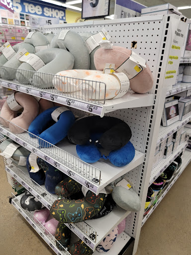 Variety Store «Five Below», reviews and photos, 4801 McKnight Rd, Pittsburgh, PA 15237, USA