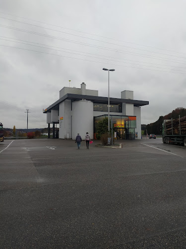 Rezensionen über Tankstelle SOCAR Kölliken in Aarau - Tankstelle
