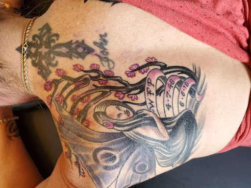 Tattoo Shop «Peacocks Tattoo», reviews and photos, 11233 Beach Blvd, Jacksonville, FL 32246, USA