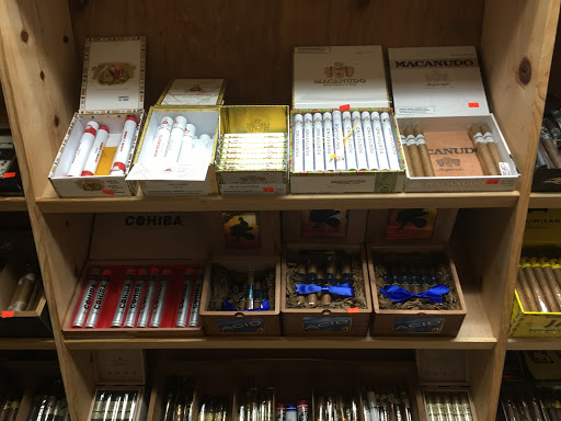 Tobacco Shop «Windy Smoke Shop», reviews and photos, 4815 E Main St #14, Mesa, AZ 85205, USA