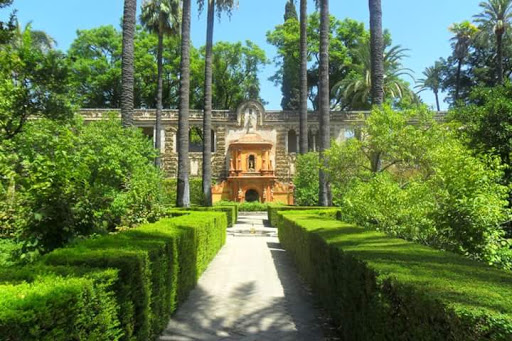 Patio de Las Doncellas