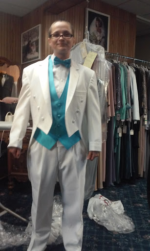 Bay Bridal Boutique, 131 E Eighth St, Traverse City, MI 49684, USA, 