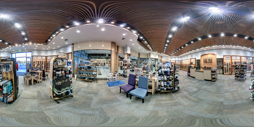 Shoe Store «Shoe Mill», reviews and photos, 9609 SW Washington Square Rd, Portland, OR 97223, USA