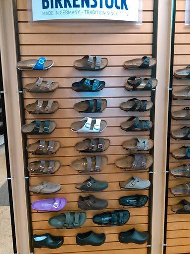 Shoe Store «Coastal Shoes», reviews and photos, 1317 NW U.S. 101, Lincoln City, OR 97367, USA