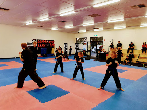 Empty Hands Martial Arts - Karate for the whole family @Para Vista