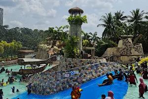 Wet World Water Park Shah Alam image