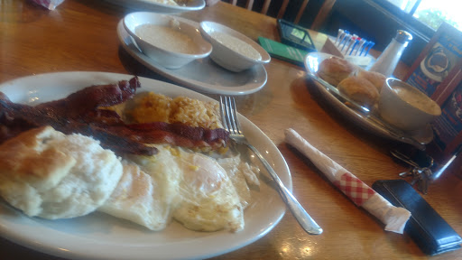 American Restaurant «Cracker Barrel Old Country Store», reviews and photos, 5580 Windward Pkwy, Alpharetta, GA 30004, USA