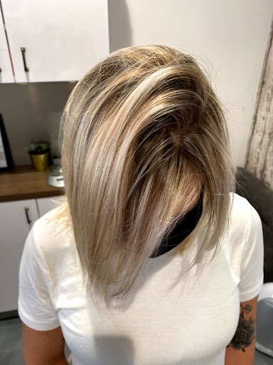 Hair Salon «Daniz Hair Design at Jean Claude Salon Del Mar», reviews and photos, 915 Camino Del Mar Suite 200, Del Mar, CA 92014, USA