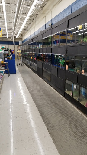 Pet Store «Feeders Supply», reviews and photos, 229 E Lewis and Clark Pkwy, Clarksville, IN 47129, USA