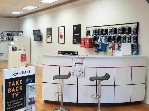 Cell Phone Store «GoWireless Verizon Authorized Retailer», reviews and photos, 20 N Main St, Chagrin Falls, OH 44022, USA