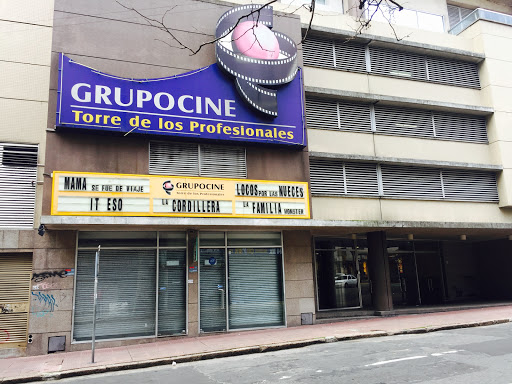 Alternative theaters in Montevideo