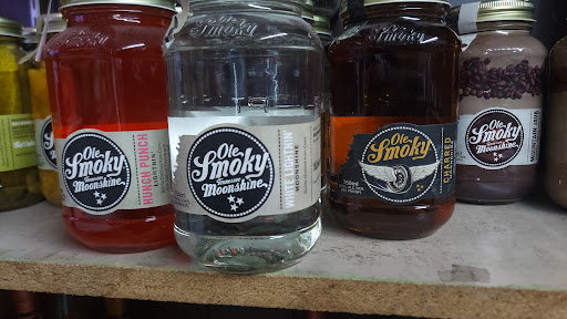 Liquor Store «Stadler Retail Liquor», reviews and photos, 2210 NE Sardou Ave, Topeka, KS 66616, USA